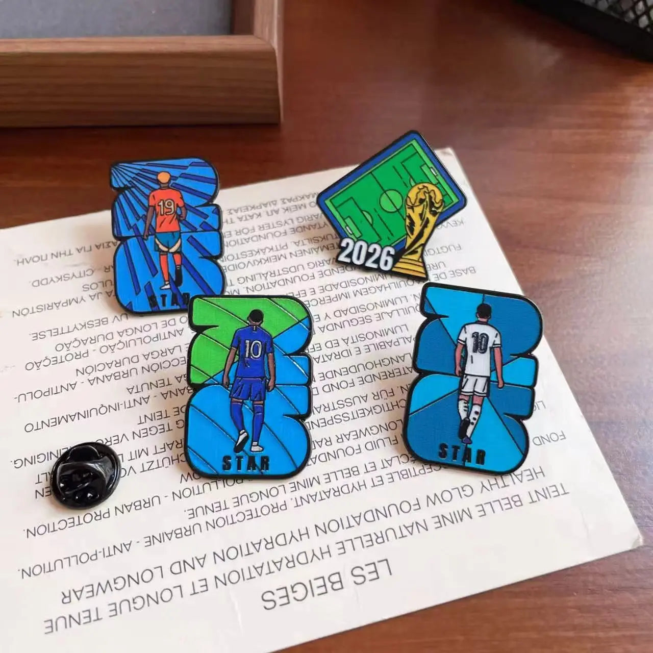 2026 Edition Specialty Pins - Historical - Timeless Collectors Item - Premium Weighted Zinc Alloy，North America Soccer Pin – 2026 World Cup Souvenir, Zinc Alloy Badge, Gift for Soccer Fans,Summerwins